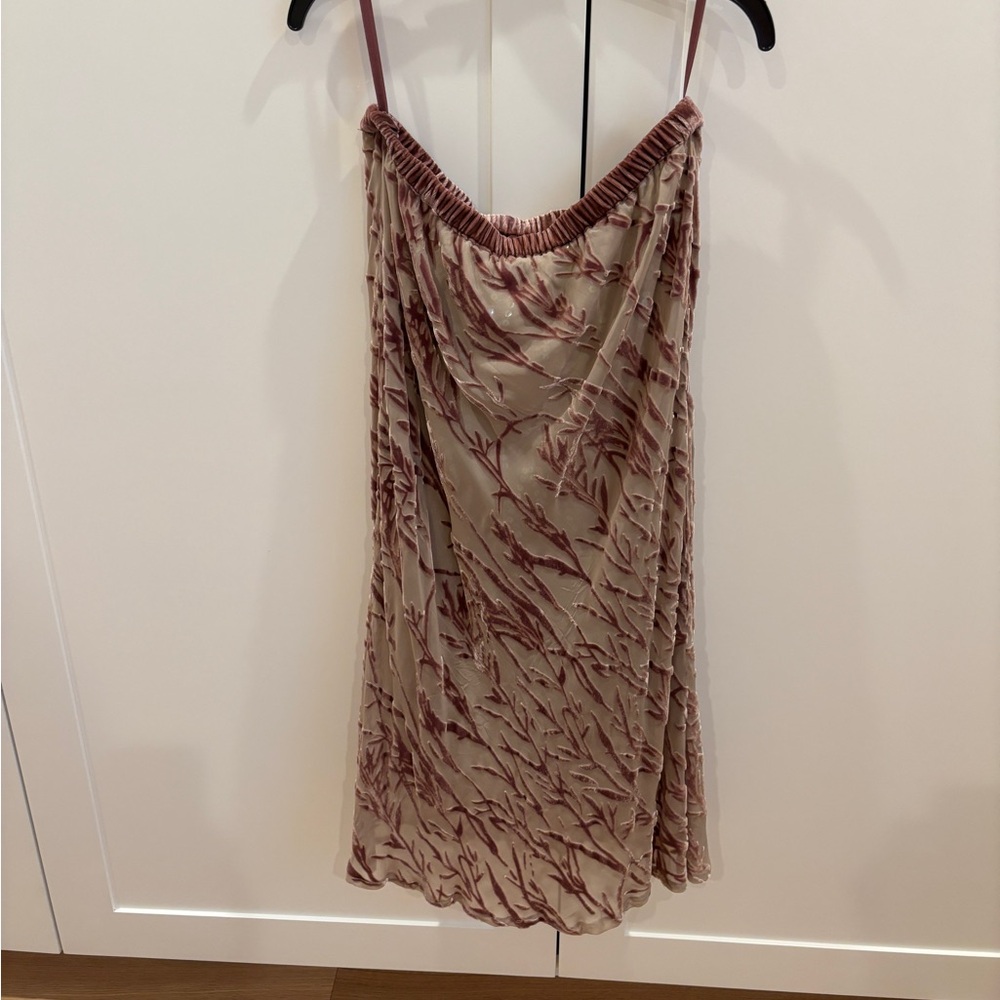 Crushed velvet skirt with sequined under slip